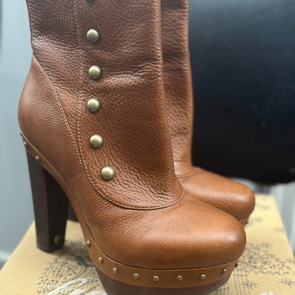 BNWT 8 Extremely Rare UGG Platform High Heel Booties Leather & Fur 70s vintage